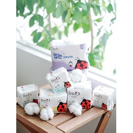 [Panty-type sanitary napkin] I'm O Wearable Overnight Large (4 pieces) 8-pack set / [팬티형 생리대]아임오 입는 오버나이트 대형 (4개입) 8팩 세트