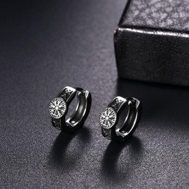 Cupimatch Wikinger Ohrringe Herren Creolen: Edelstahl Norwegischer Kompass Ohrstecker Wikingerrunen Huggie-Ohrringe Amulett Schmuck für Männer Vater Sohn