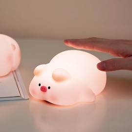 URAQT URAQT Silikon Nachtlicht Kinder,Schwein Led Nachttischlampe USB-Aufladung und Timing Funktion 1200mAh Kawaii Nachtlicht Baby mit Touch Schalter und 3 Stufige Helligkeitseinstellung Handyhalter Licht