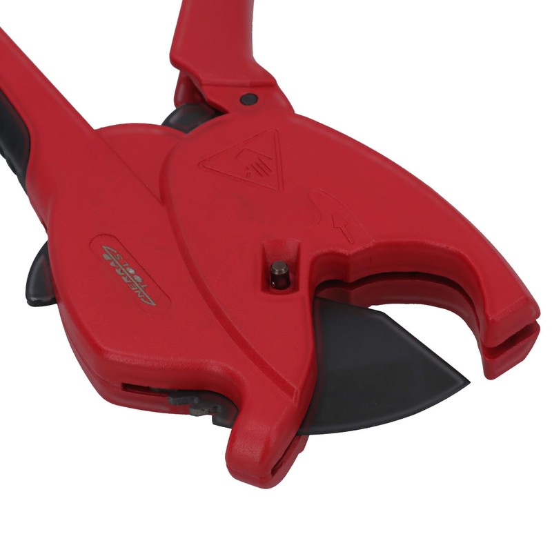 AB Tools Ratchet Action PVC and Multi Layer Tube Cutter