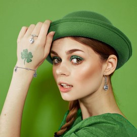 Junkin 120 Pieces Animal Dog Paw Charms Heart Shape Cat Paw Print Bead Pendants Metal Puppy Footprint Jewelry Findings for Jewelry Making DIY Necklace Bracelet