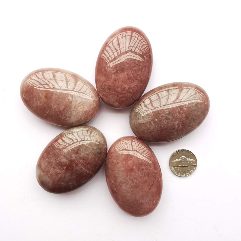 Manekieko Natural Strawberry Quartz Worry Stones Oval Palm Pockets Healing