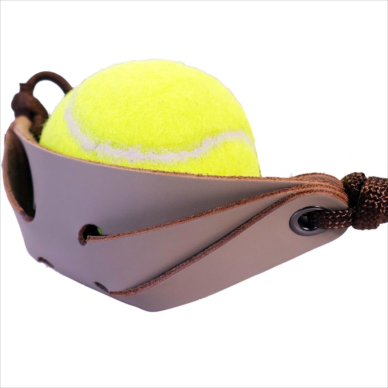 Old-Fashioned Slingshot Rock Sling Tennis Ball Thrower Shepherds Sling (1pack)