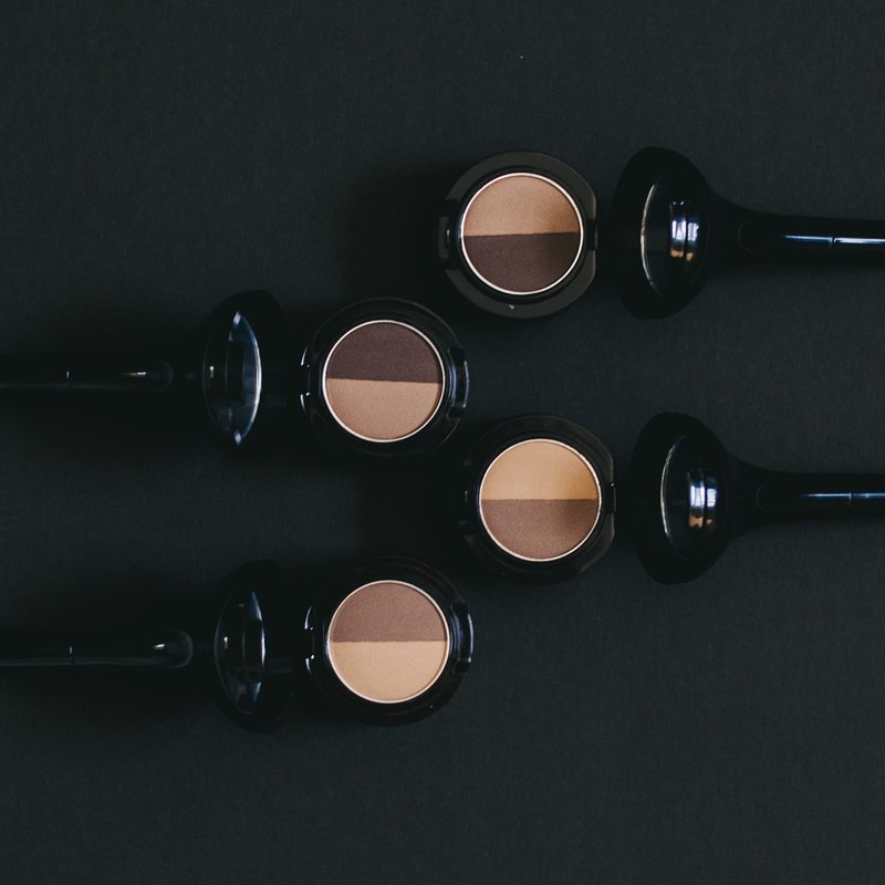 KRISTOFER BUCKLE Brow Champion® Brow Enhancing Pomade and Powder Brunette