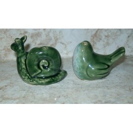 Cracker Barrel NEW Cracker Barrel Mini  Green  Snail and  Bird Salt Pepper Shakers