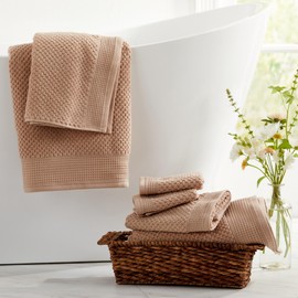 Market & Place 100% Cotton Waffle Textured 6 Piece Towel Set| Super Soft Quick Dry Bath Towels | Decorative Towels for Bathroom | 2 Bath Towels, 2 Hand Towels, 2 Washcloths | Belle Collection (Beige)