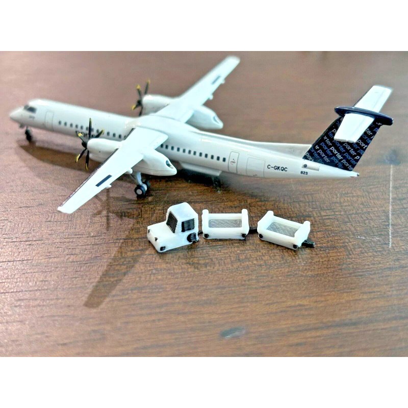 1:400 Model Airport Accessories - 16 Piece Open Baggage Cart