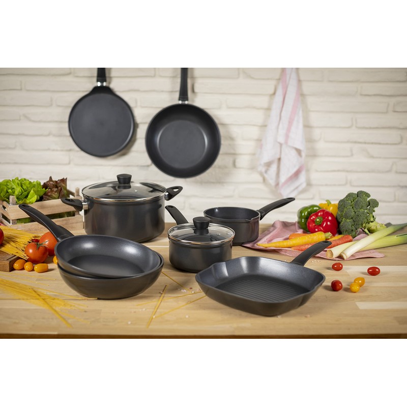Kuhn Rikon"Easy Induction" Milk pan, 6.30", Black