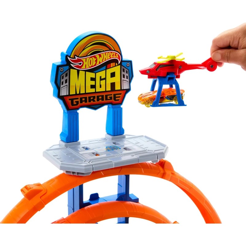 Hot Wheels City Mega Loop Garage Track Set with 1:64