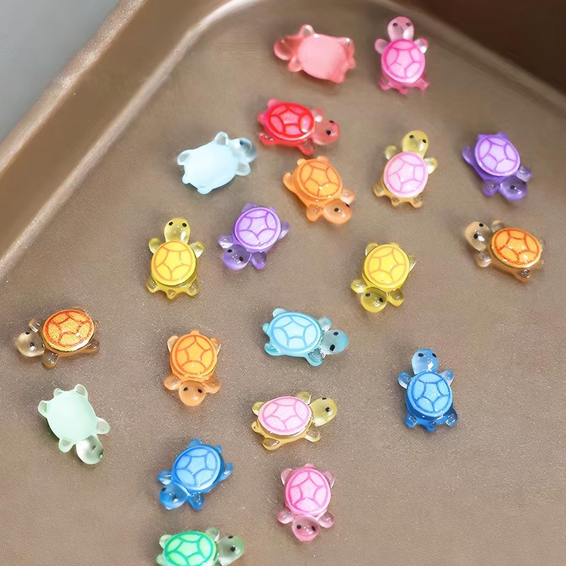 GMHLLES 300 Pcs Mini Turtles, Mini Resin Turtles Unique Luminous