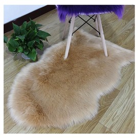Hrlace Lambskin Sheepskin Faux Fur Rug - Soft Fluffy Chair Cushion Imitation Wool Bed Sofa Mat - Brown 60 x 90 cm