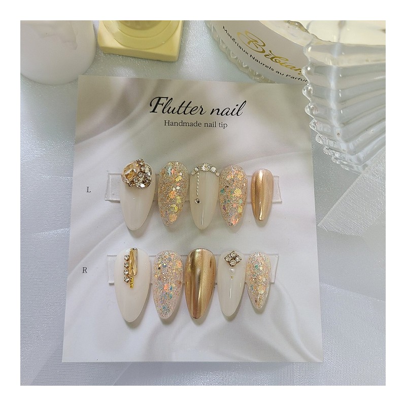 Luxury gold chandelier handmade nail tip - Almond / 럭셔리