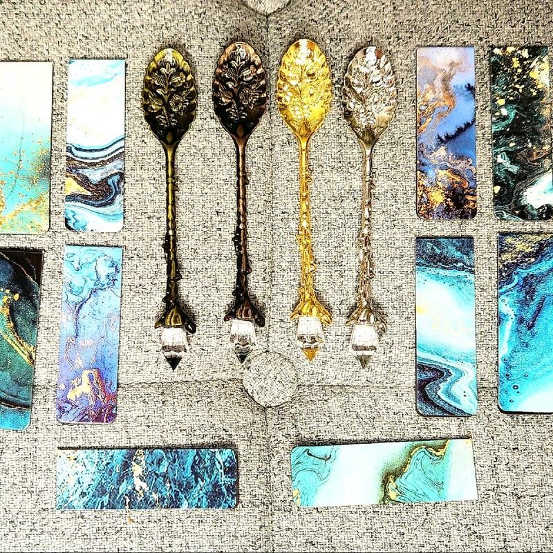 Mystery Bookish Bundle - Quantity: 15