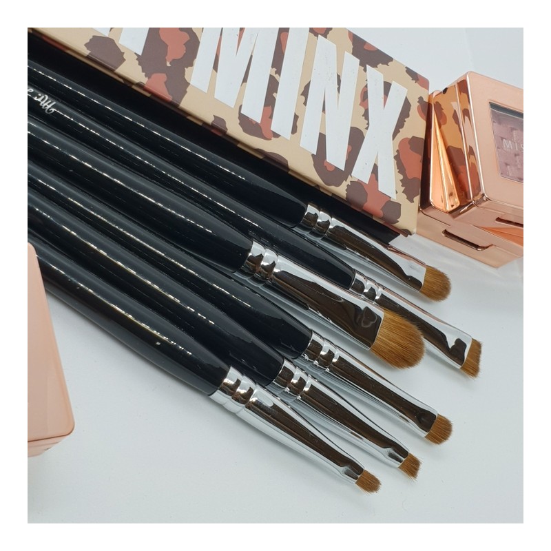 Natural Hair Shadow Brush (Flat Type) - Point & Liner