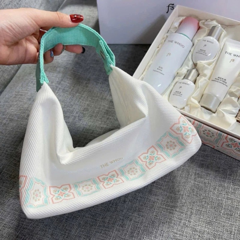 THE WHOO Bichup Treatment Essence 130mL Special SET