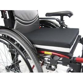 Karman Deluxe Wheelchair Cushion, Black, 18"x16"x2"