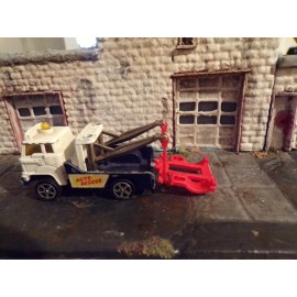 Corgi Rockets Ford Holmes wrecker cradle - Red