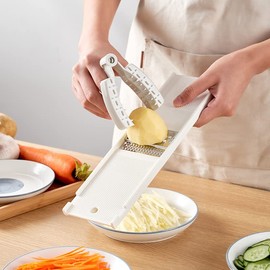 JANKOW 1Pcs Finger Guard Cutting Slice Vegetables, Fruits Hand Protector, Kitchen Tool, Slicer, Grater Food Safety Holder for Chopping Grating (White)