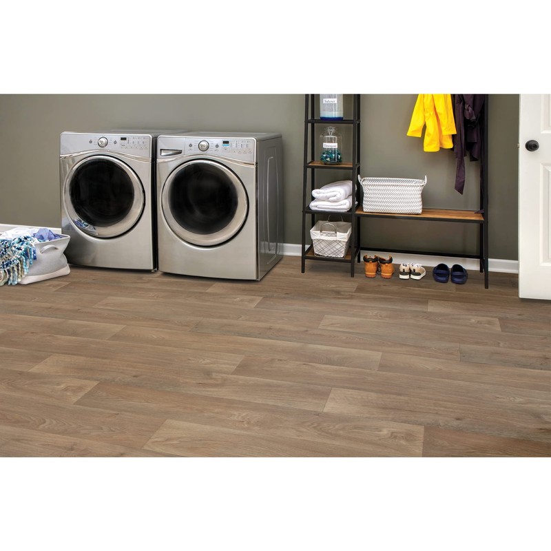 Mohawk Elite Sheet Vinyl Flooring in Winnipeg Oak | 8'6"W