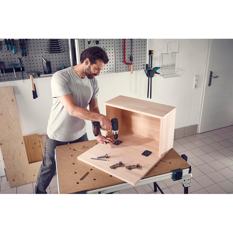 wolfcraft 8656000 "Installation of Diameter 35 mm Concealed Hinges" Project