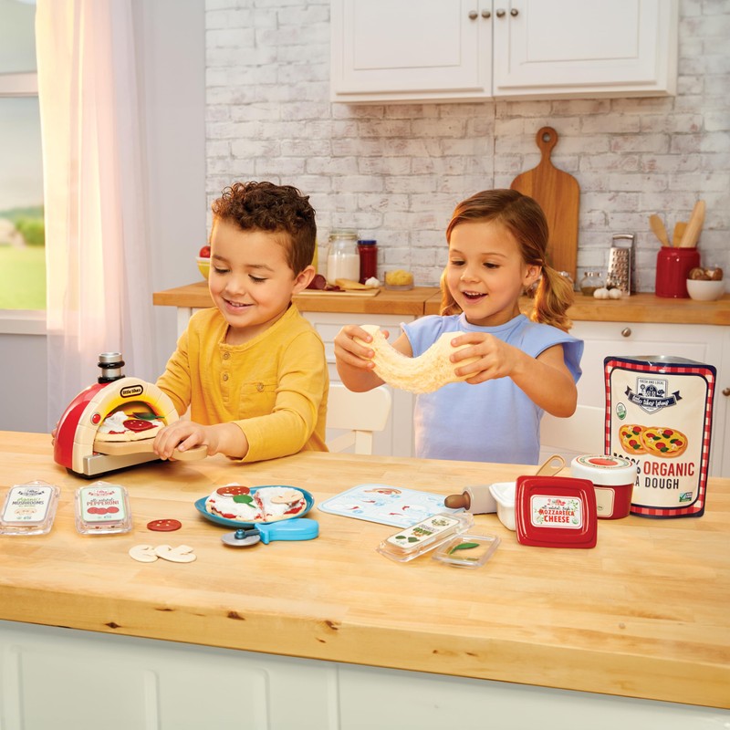 Little Tikes Creative Chefs Pizza Kit with Special Make-It Mix