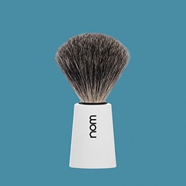 Nom – Shaving – Pure Badger Hair Brush – Carl – Plastic White