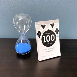 Retirement Count Down Calendar - 5.75"x3.75" - Black and White Tear Off Countdown Desk Calendar (White and Black, 100-Day Retirement)