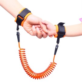 Anti Lost Wrist Link Belt 360°Rotate Walking Harness for Toddler Child Safety Strap Leash Wrist Band with Elastic Wire Rope Secure Harness for Travel Shopping Road Safety