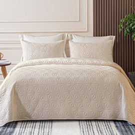 Whale Flotilla King Size Quilt Bedding Set, Soft Brich Beige King Quilts Bedspreads for All Seasons, Lightweight Geometric Star Pattern Coverlets - 3 Pieces(1 Quilt, 2 Pillow Shams)