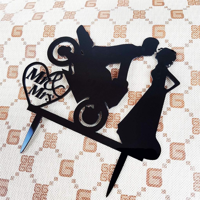 Decoración divertida para tarta de boda con diseño de Mr