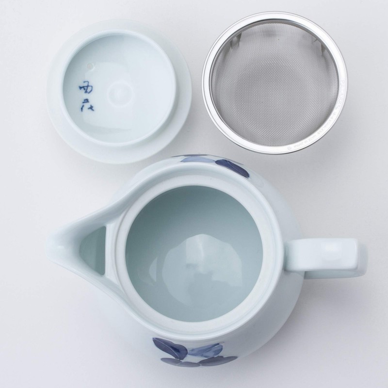 Hasami ware in it and MS Pot 65980