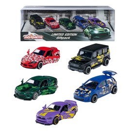 Majorette - Limited Edition 8 Gift Set - 5 Model Cars with Camouflage Design as Gift Set, Metal Toy Cars with Freewheel and Suspension for Boys and Girls from 3 Years, 212054028, Multi-Coloured