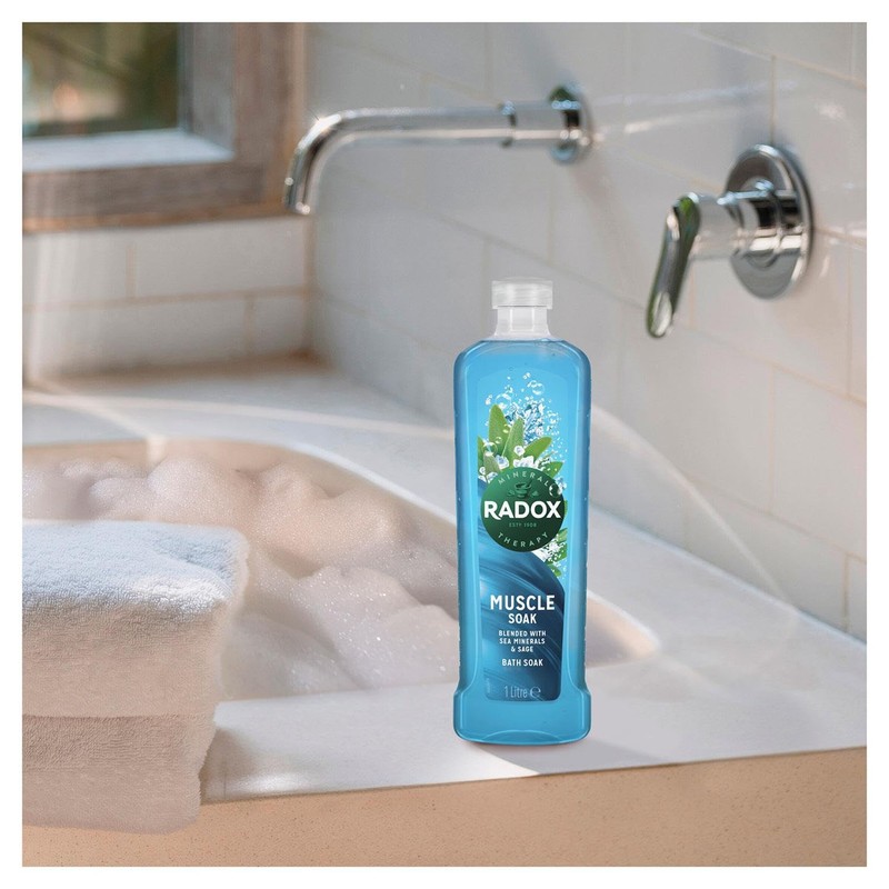 Radox Muscle Therapy Bath Soak, Blue