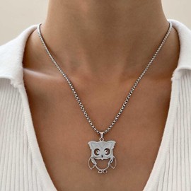 Xmsrn Vintage Hollow Owl Pendant Necklace Punk Owl Choker Necklace Goth Owl Chain Necklace Silver Statement Necklace for Women