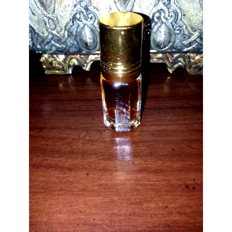 Arabian Oud MUSK OUDH OIL PURE VERY STRONG SMELL ARABIAN