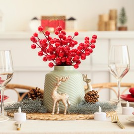 TIMEDIARY 26 pcs Artificial Berry Stems for Christmas Tree Decoration, 6.5 Inch Red Berry Picks for Christmas Decor DIY Crafts Flower Wreath Home Decor