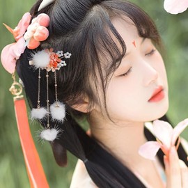 Balacoo Hair Clip, Chinese Style Hairpin with Furry Balls, Tassel Barrette for Hanfu, Hair Accessories for Girls, Women, Hairpin Hair Ribbons for Cosplay