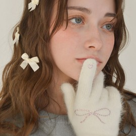 Dederit Dederrit Heart Ribbon Cubic Finger Hole Touch Wool Knit Gloves