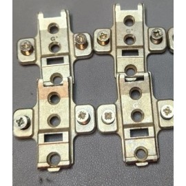 GRASS 4 COUNT GRASS #044 Hinge Base Plate, 1.3mm Fits 1006-30, 3903, 1806 Clip On NEW