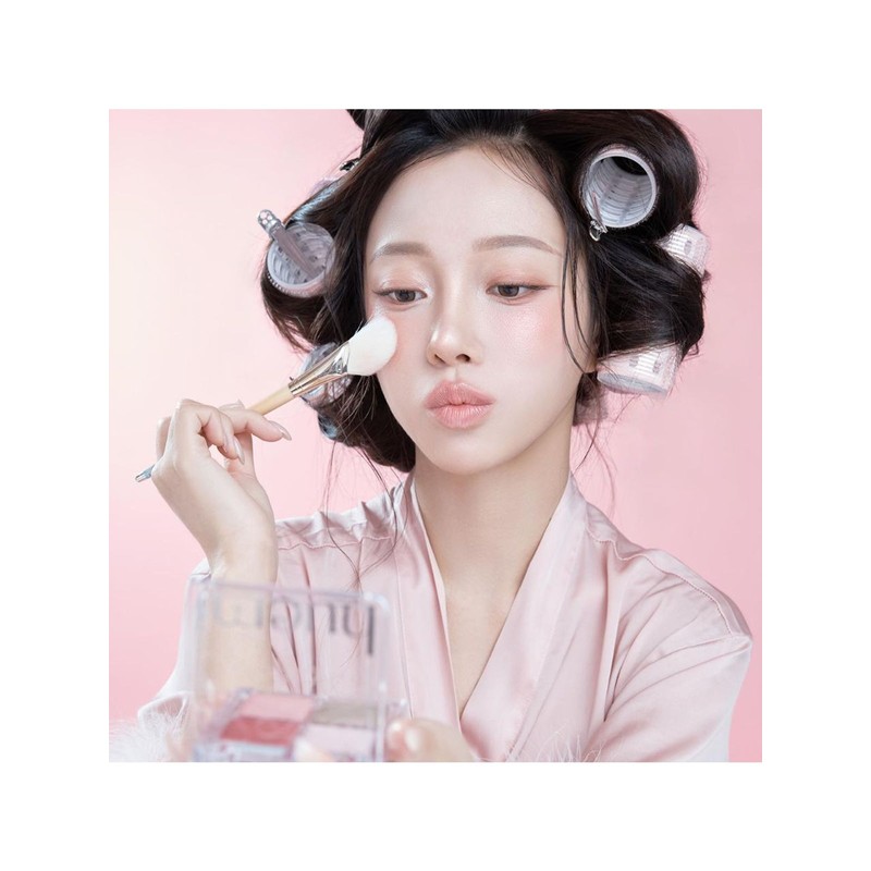 Hyumi Humi On-the-Go Face Palette