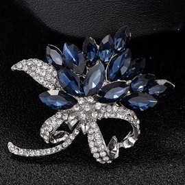 Comelyjewel Women's Flower Brooch Pin Crystal Rhinestones Breastpin for Wedding/Banquet/Bouquet