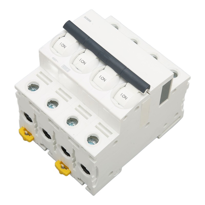 Miniature Circuit Breaker PA66 Flame Retardant Housing 4P Automatic Circuit