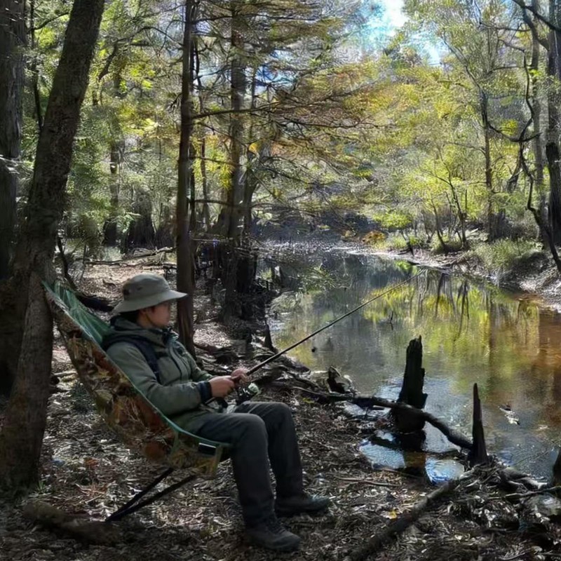 Outdoor Low-Profile Hunting Chair，Camping Chair，Camo Hangs on Any Tree