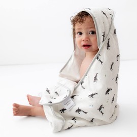 Baby Hooded Towel & Washcloth Set for Babies and Toddlers, Orca, Soft & Absorbent - 70% Viscose derived from, 30% Cotton - Imported