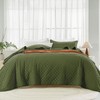 Andency Green King Size Quilt Bedding Set (106x96 Inch), 3