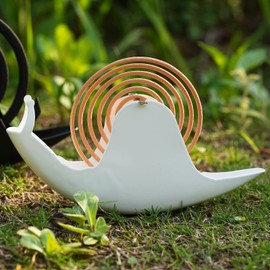 Snail Mosquito Coil Holder Iron Metal Fireproof Incense Burner Bracket,Animal Mosquito Incense Coil Holder Hanging Coil Rack for Home Office Bedroom Decor,Mosquito Coil Ornament (White)