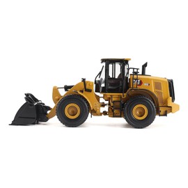 950 Wheel Loader Yellow High Line Series 1/50 Diecast Model by Diecast Masters 85770