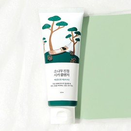 Roundlab Pine Calming Cica Cleanser 150ml
