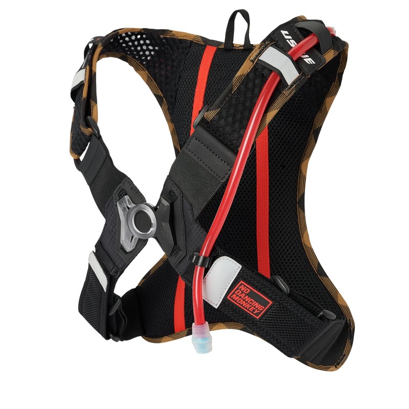 USWE Outlander XC Hydration Pack, Running, Hiking Hydration Backpack with