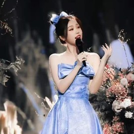 Light Blue Hair Bows for Girls Soft Silky Satin Ribbons for Big French Bow Hair Clips long Tail Large Bowknot Hair Barrette for Bridesmaid Hair Accessories for Wedding Prom